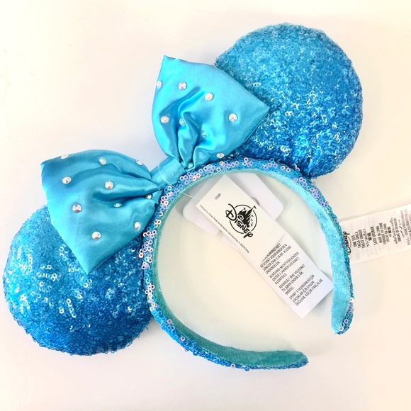 Disney Accessories - 2022 Disney Parks Blue Aqua Sequin Minnie Mouse Ears Headband - NEW